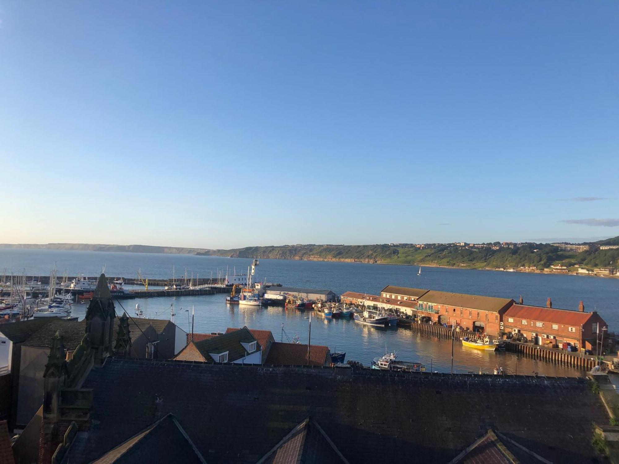 Kitson House - Sea Views, 1 Min Walk To Harbour *
