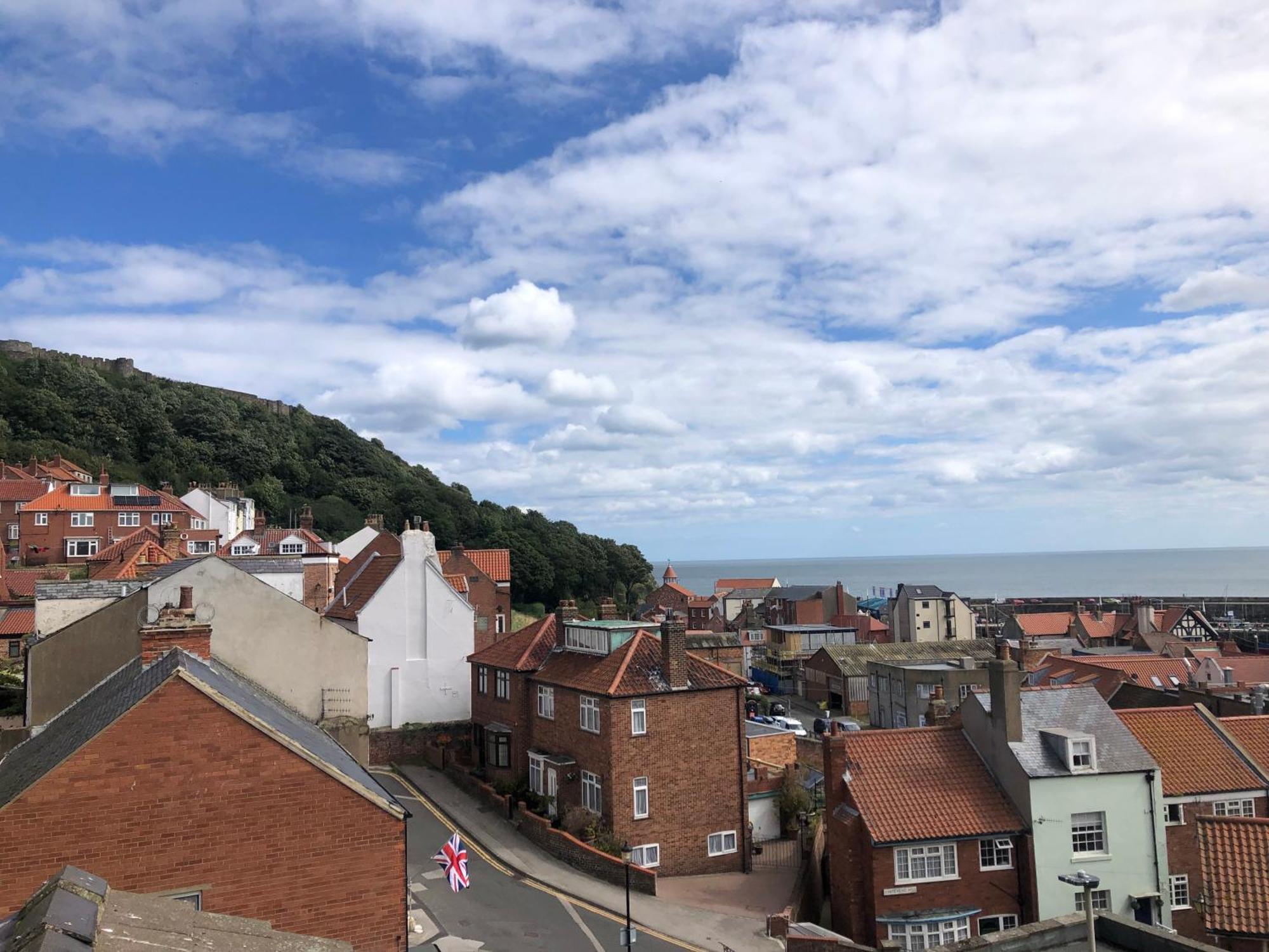 Kitson House - Sea Views, 1 Min Walk To Harbour Holiday home