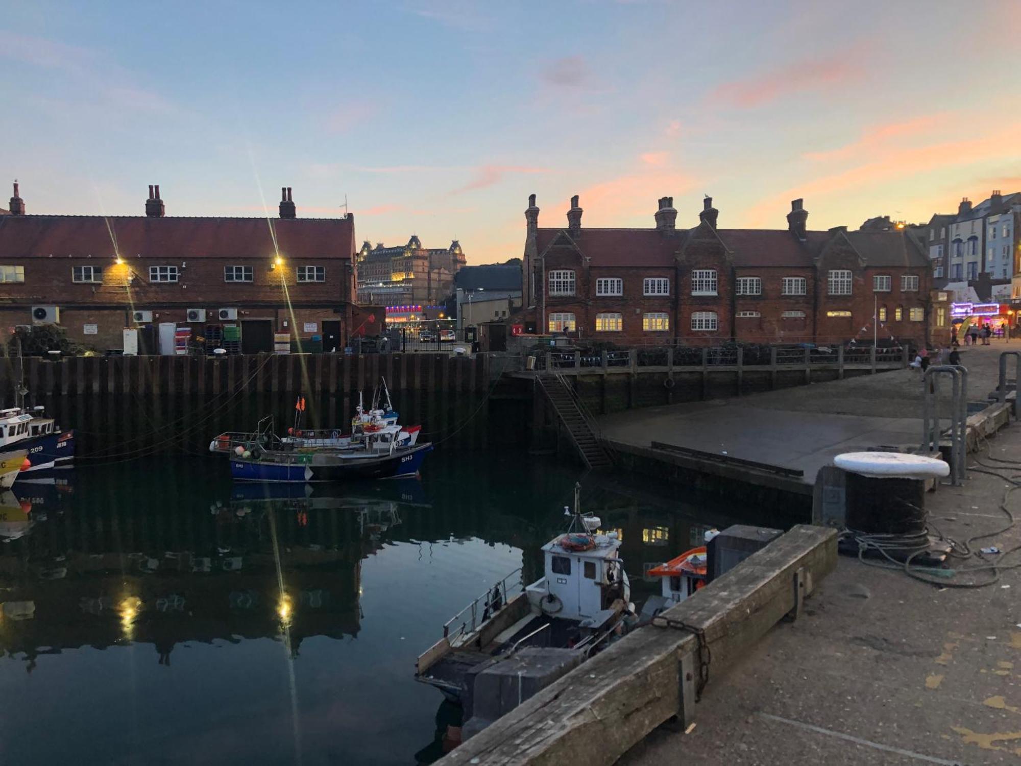 Kitson House - Sea Views, 1 Min Walk To Harbour *