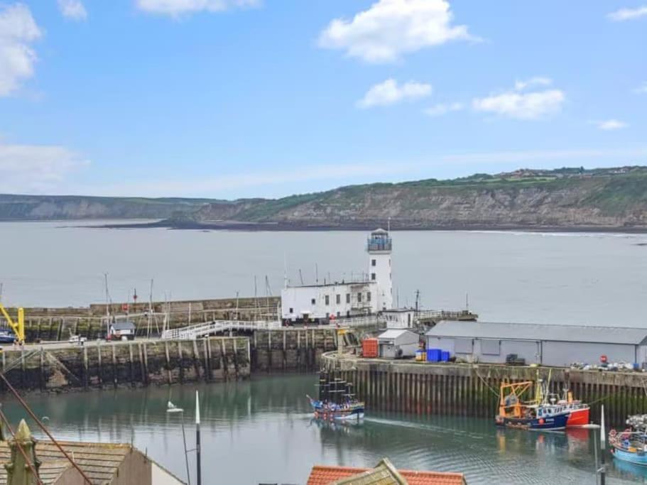 Holiday home Kitson House - Sea Views, 1 Min Walk To Harbour