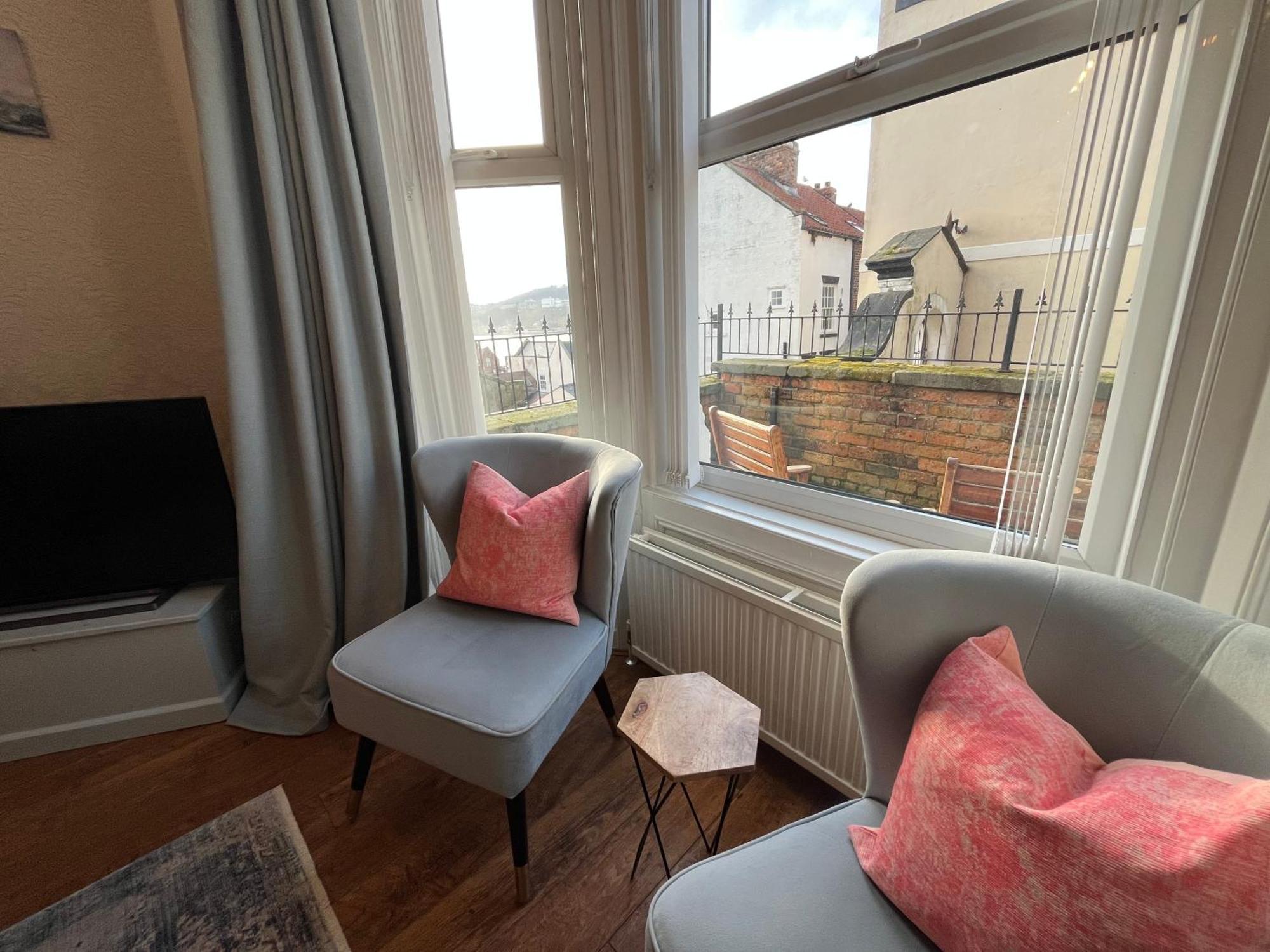 Holiday home Kitson House - Sea Views, 1 Min Walk To Harbour